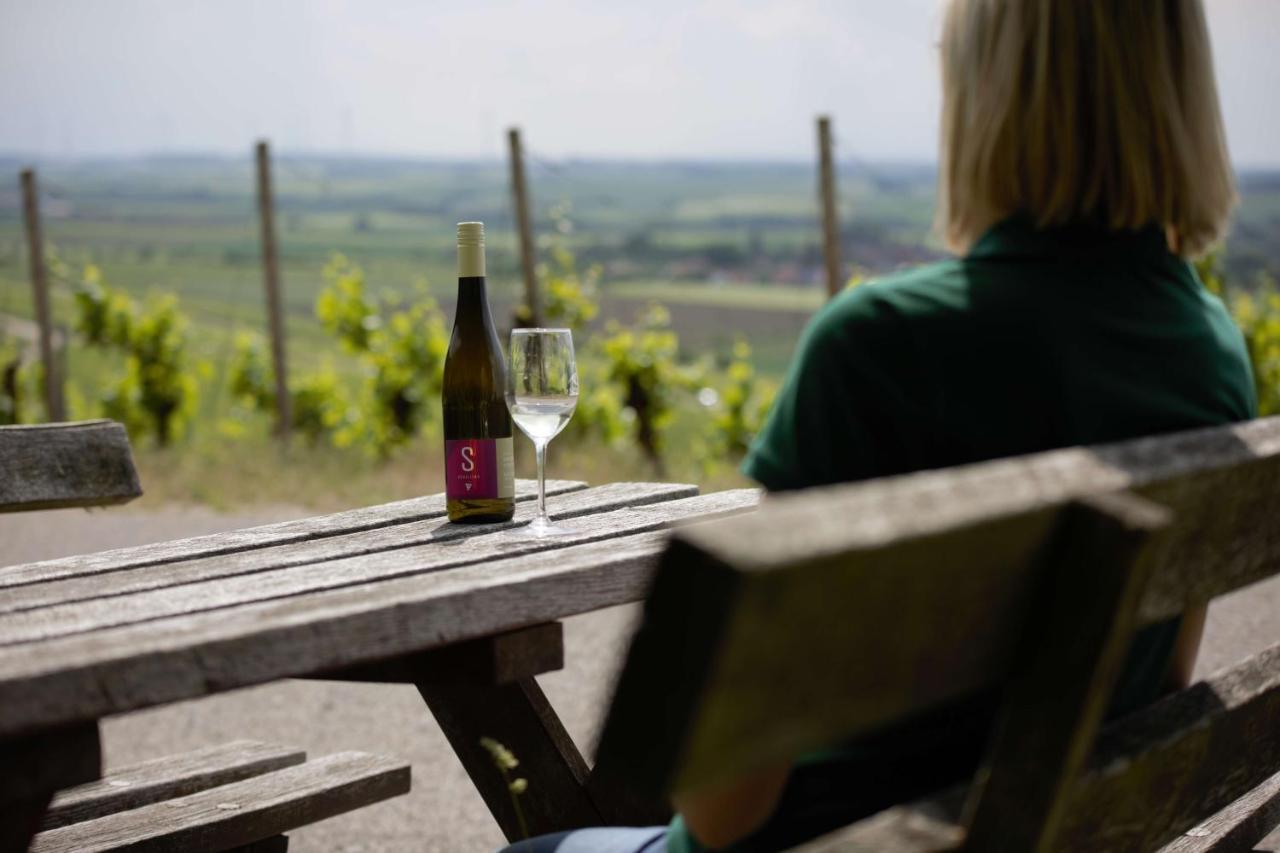 Weingut Schilling Hotell Seinsheim Eksteriør bilde